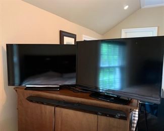 148. Sharp TV (34'')
149. Sony TV (33'')