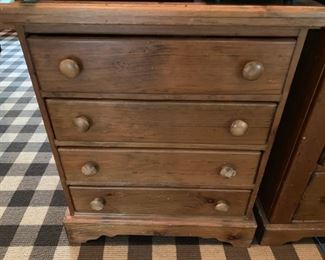 141. Pine 4 Drawer Nightstand (23'' x 19'' x 28'')