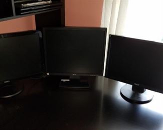 3 Dell/Sony computer monitors. All work.