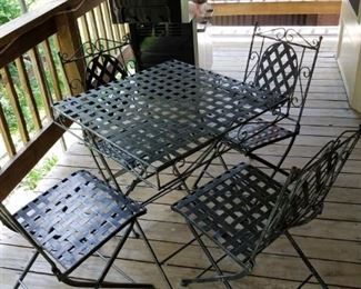 heavy metal dining set, table & 4 chairs all fold flat