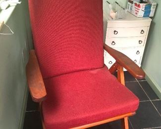 Really nice set of vintage wood-framed foldable patio chairs. Sit here and drink Mint Juleps until you forget your woes