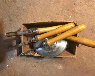 Oooh, what're these, like, wood turning tools? You nned these!