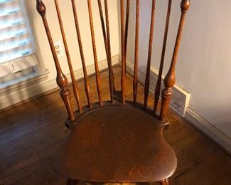 Wallace Nutting comb-back chair