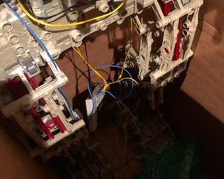 This is the waist-down pic of the maybe-Lego robot.