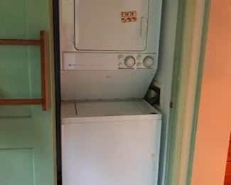 you need this! It fits perfectly in your closet!