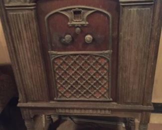 Antique Radio