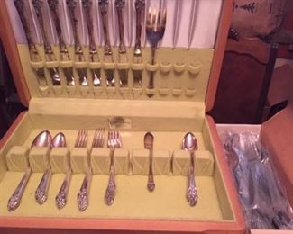 Stainless Service in Wood Case