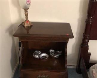 NIGHTSTAND