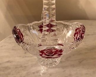 GLASS BASKET WITH HANDLE