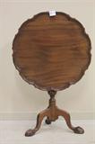 ANTIQUE THOMAS JEFFERSON WALNUT TILT TOP TABLE (family claims is a Jefferson original?)