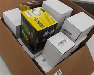 Miscellaneous Box of Lights and Bulbs