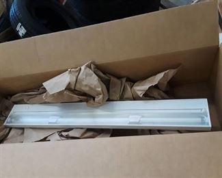 Juno Pro-Fluorescent Undercabinet Light