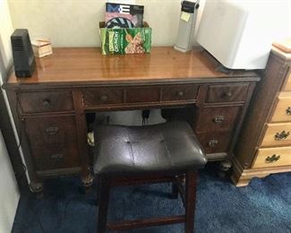 Vintage Kneehole Desk