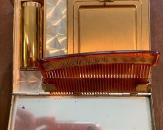 Vintage Lady’s purse style compact