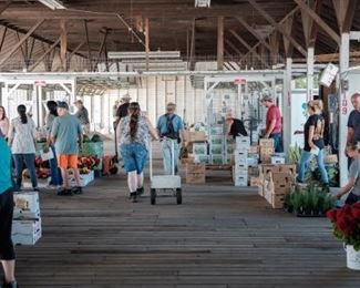 market inside