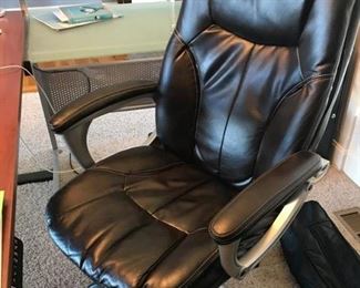 Executive leather high back, swivel office chair