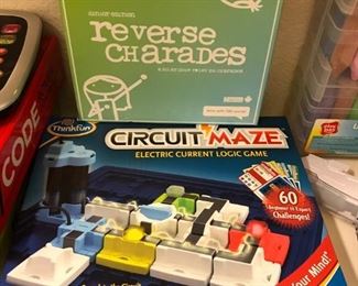 Educational Circuit Maze