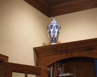 Decorive Ceramic Vase.