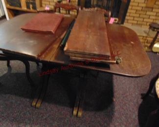 327 Duncan Pfife table