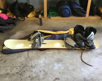 Snowboard boots and bindings size 13