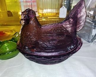Love this beautiful purple hen