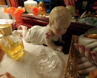 Bisque piano baby
