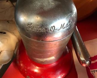 Vintage Mid Century Modern Red Rival Tilt Top Juice-O-Mat Juicer