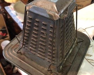 Antique open flame 4 slice toaster