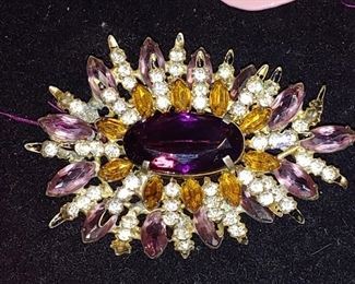Vintage signed Vogue Sterling brooch