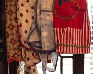 Sweet vintage kitchen aprons