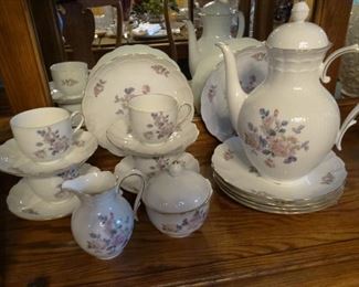Kaiser Romantica tea set