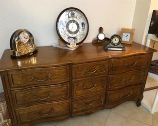 9Drawer Dresser