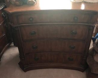 Bedroom Dresser1