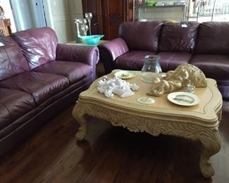 leather sofas and large coffee table