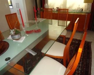 Extendable Dining Table