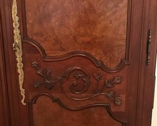 Detail on armoire