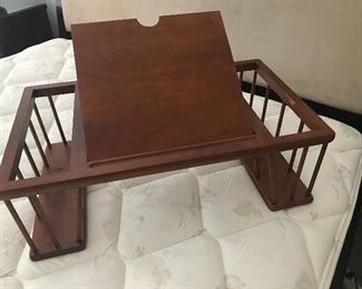 Bed tray