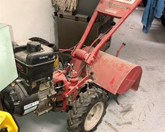 14.5 TROY BILT TILLER