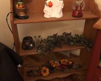 Shelf/rack; decor