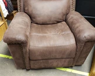 RECLINER