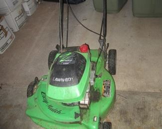 Lawn Boy Silver Series Self Propelled 4 cycle Lawn Mower