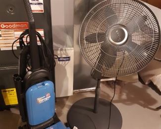 Hoover TEMPO Vacuum,  Oscilating Fan