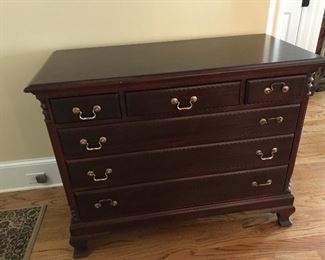 Beautiful chest of drawers.  Perfect for the bedroom, foyer, dining room, or living room.