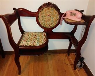 Telephone Chair
Excellent condition