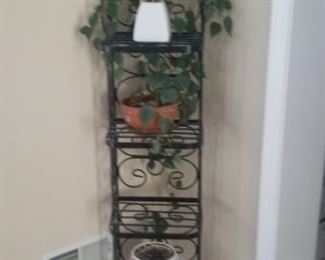 plant stand and plant
