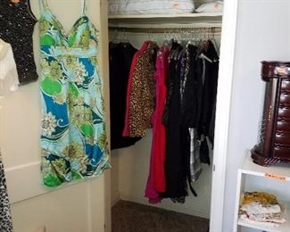 Great clothes, shoes ect...
