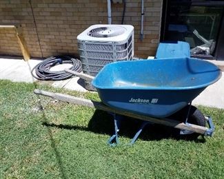 Wheel barrel