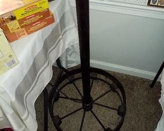 Bottom of steampunk lamp