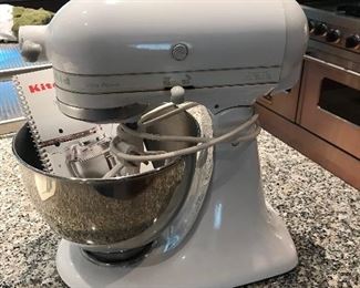 KITCHEN - AID Mixer
