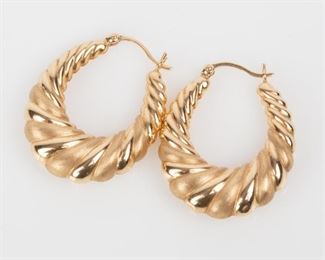 50: 14K Scalloped Hoop Earrings 2.7dwt, Signed